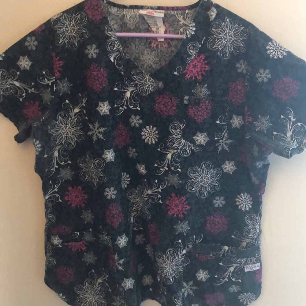 Scrub top